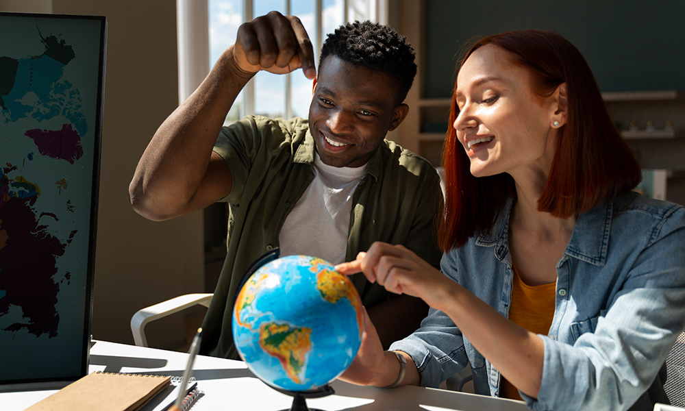 Post - Internacionalização na formação acadêmica e profissional: um caminho para o sucesso